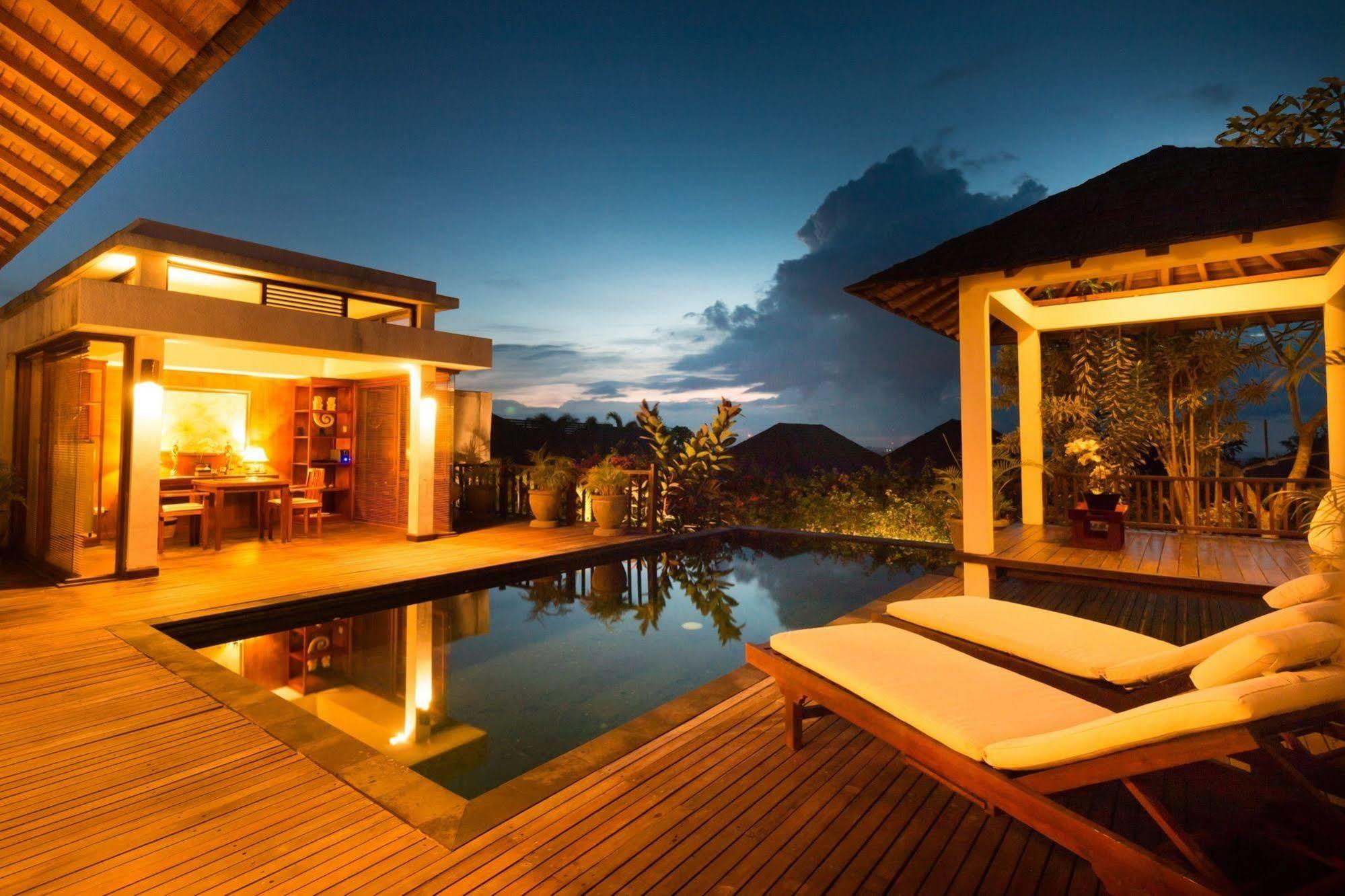 Airis Luxury Villas And Spa Uluwatu Extérieur photo